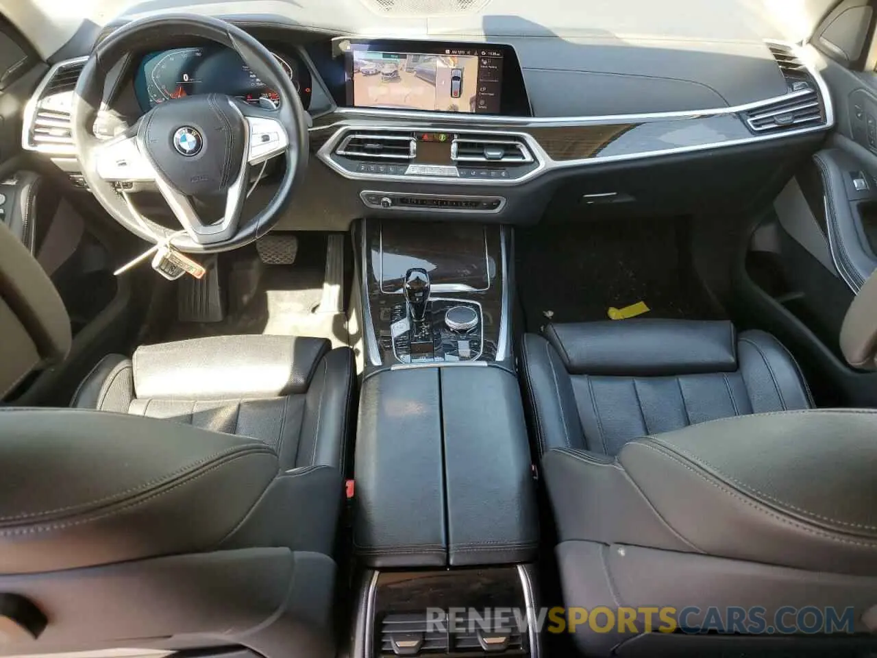 8 Photograph of a damaged car 5UXCW2C53KL082112 BMW X7 2019