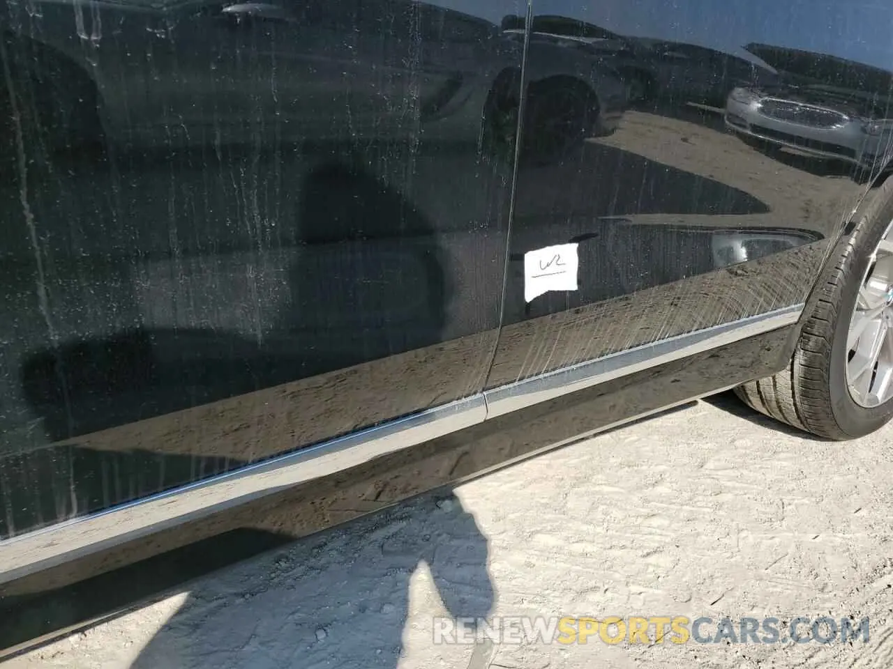 12 Photograph of a damaged car 5UXCW2C53KL084698 BMW X7 2019