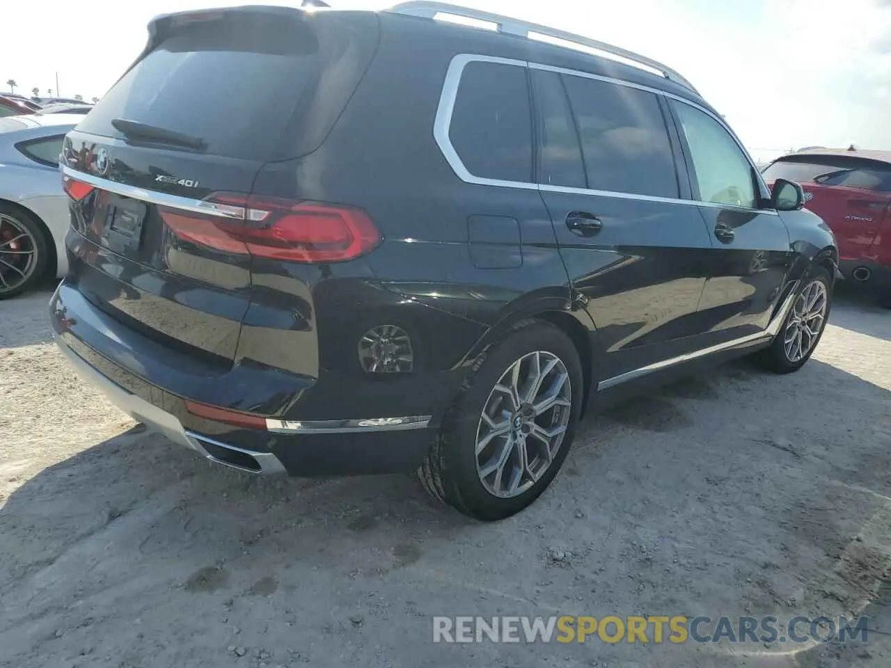3 Photograph of a damaged car 5UXCW2C53KL084698 BMW X7 2019