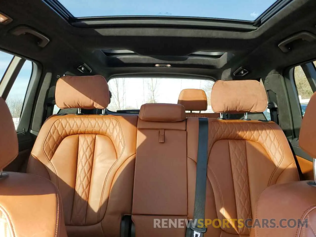 10 Photograph of a damaged car 5UXCW2C53KL086449 BMW X7 2019