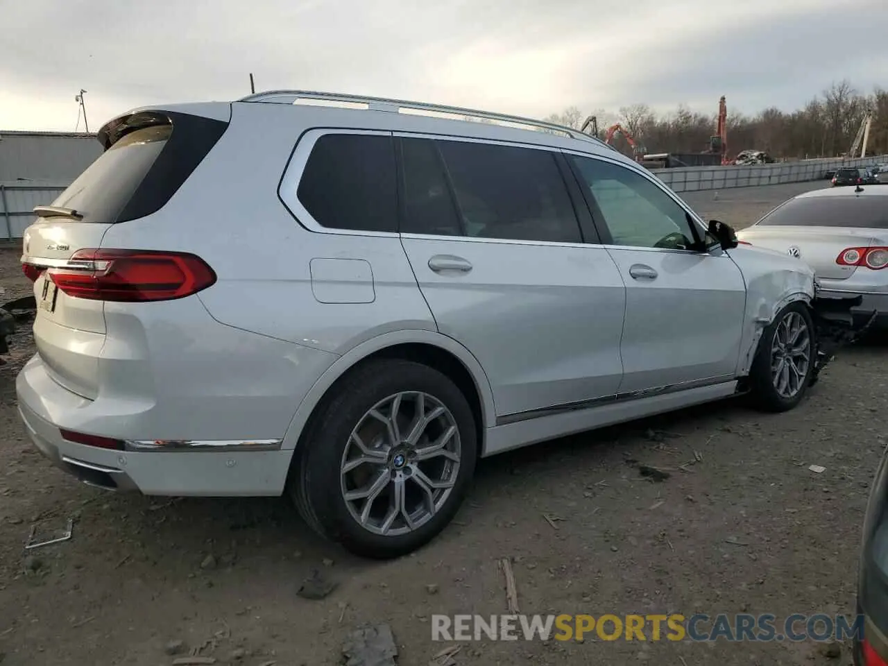 3 Photograph of a damaged car 5UXCW2C53KLB44241 BMW X7 2019