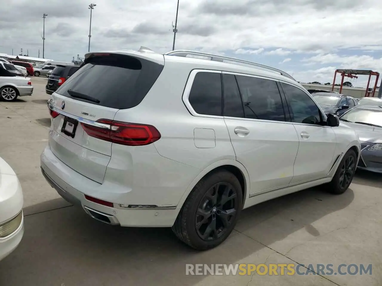 3 Photograph of a damaged car 5UXCW2C54KL081034 BMW X7 2019