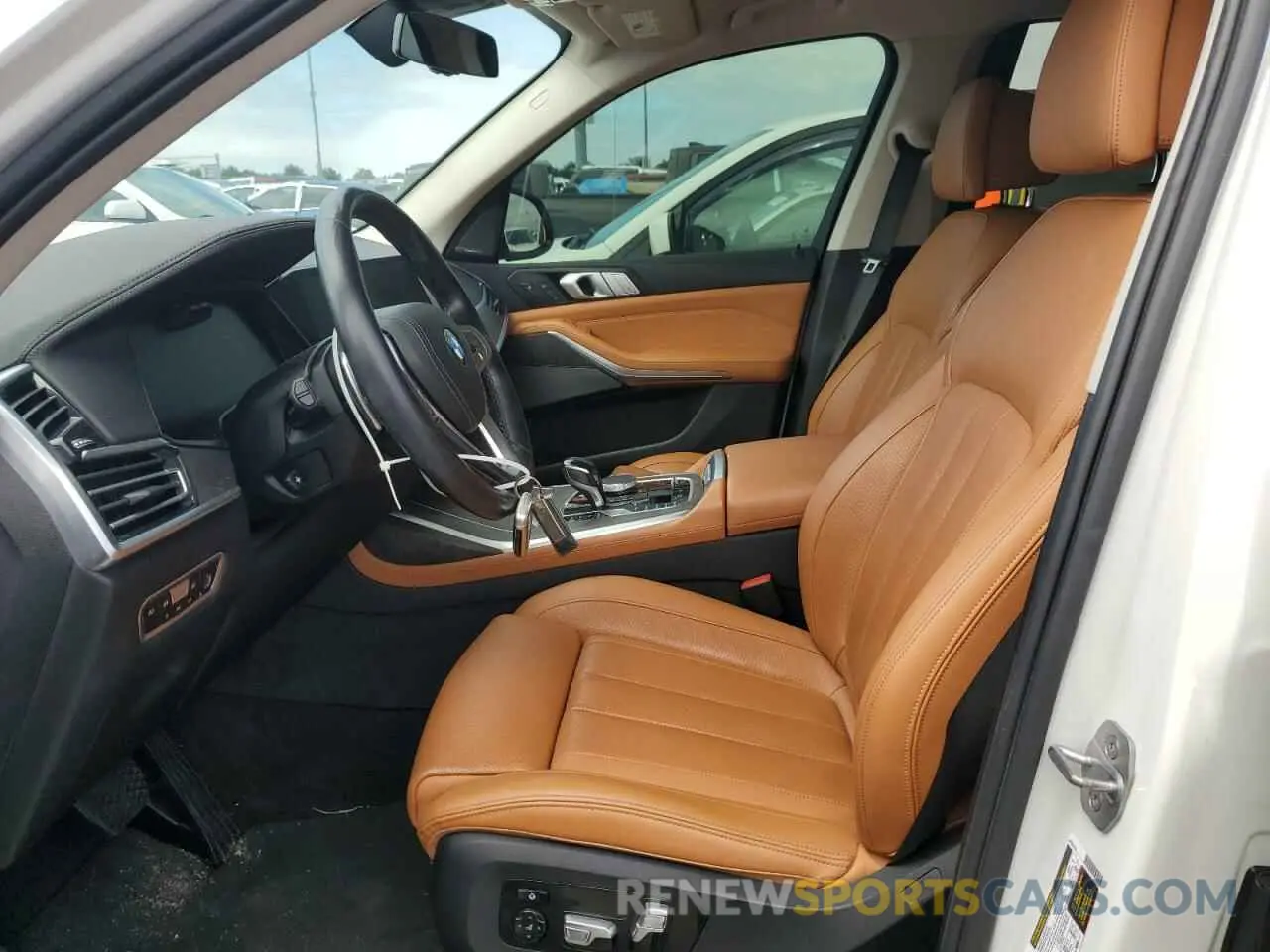 7 Photograph of a damaged car 5UXCW2C54KL081034 BMW X7 2019
