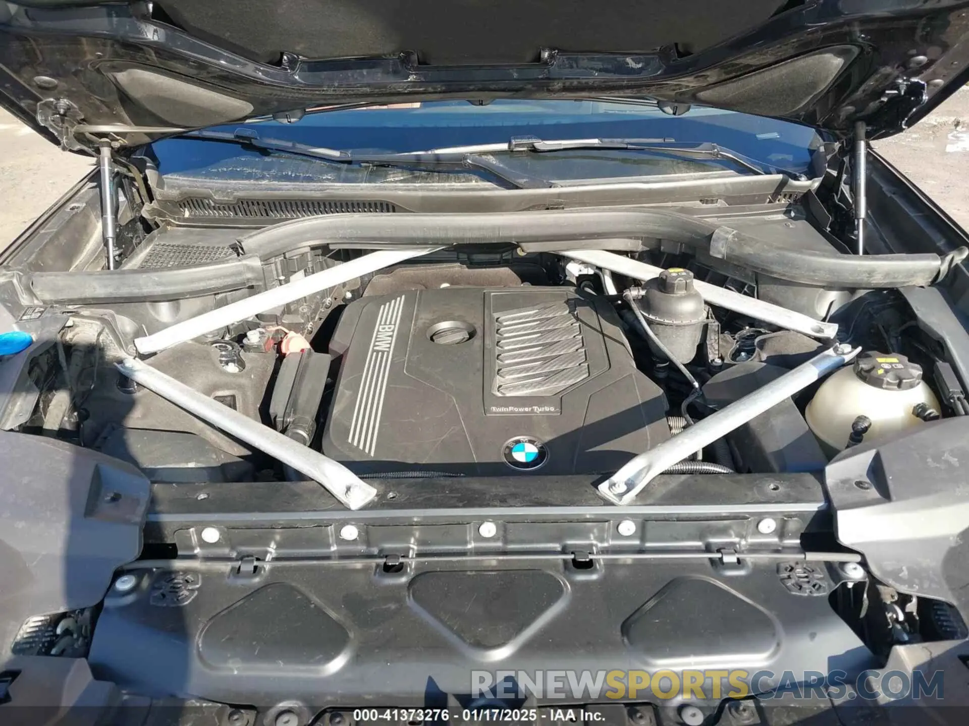 10 Photograph of a damaged car 5UXCW2C54KL082426 BMW X7 2019