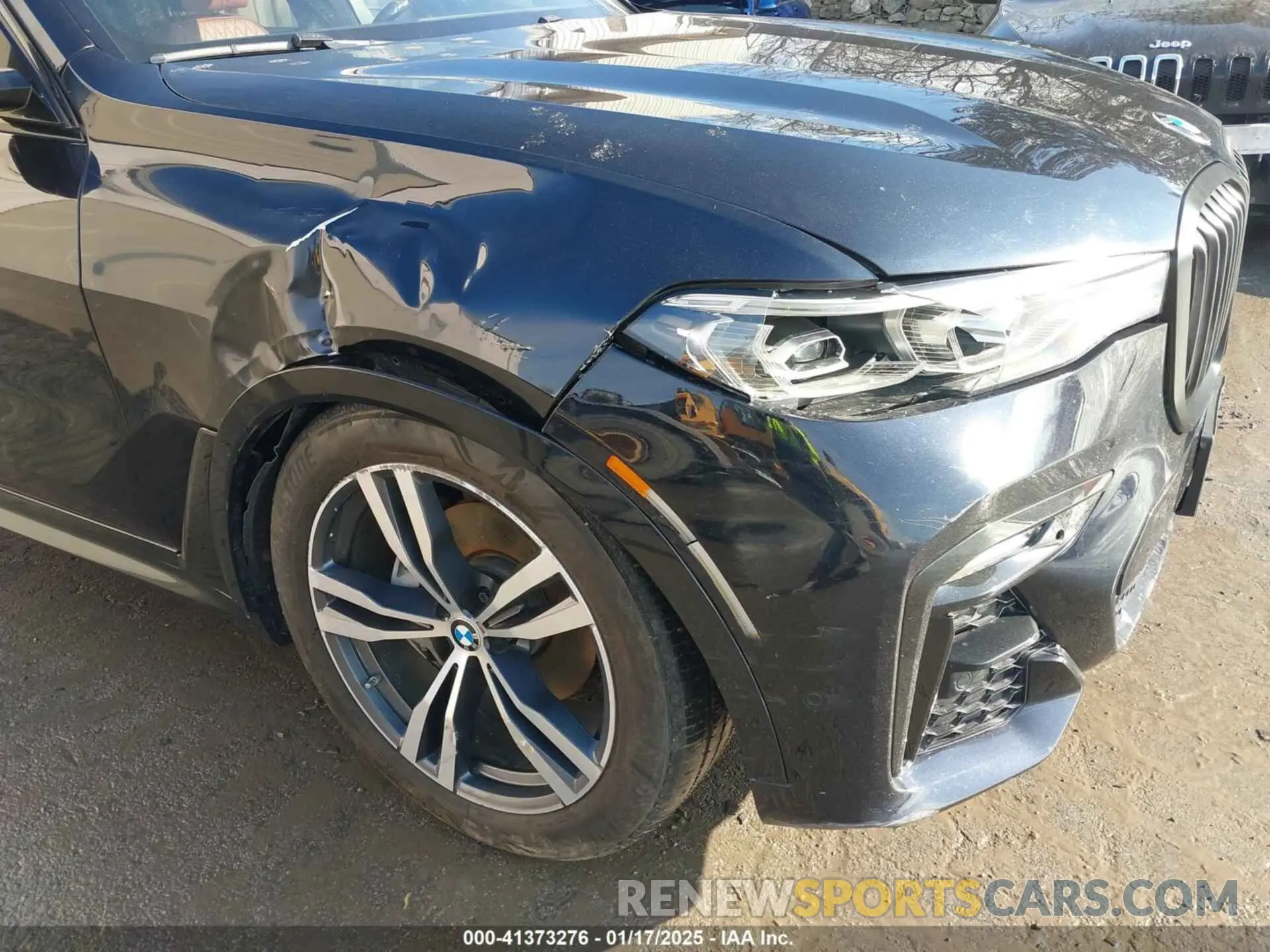 6 Photograph of a damaged car 5UXCW2C54KL082426 BMW X7 2019