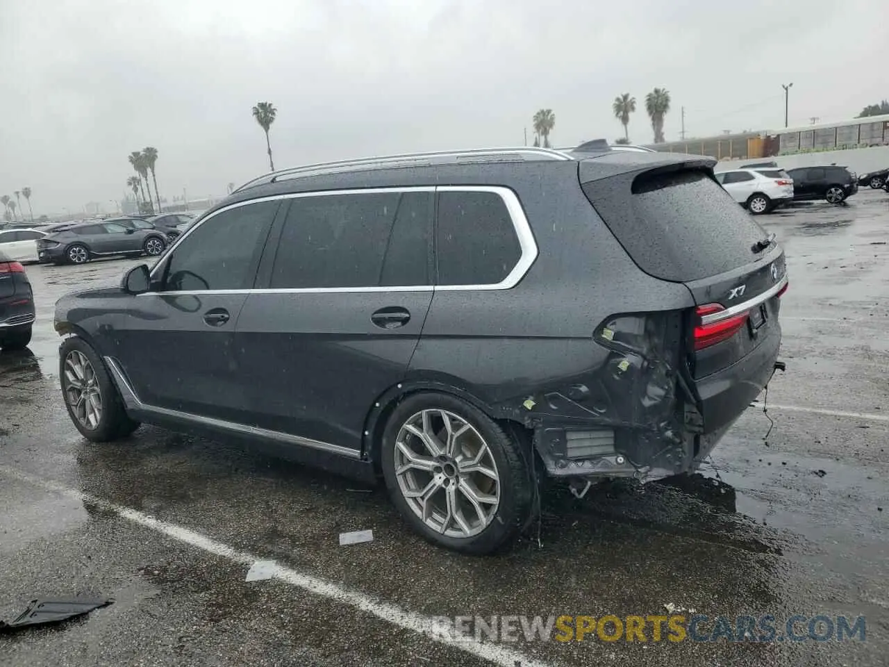 2 Photograph of a damaged car 5UXCW2C55KL083648 BMW X7 2019