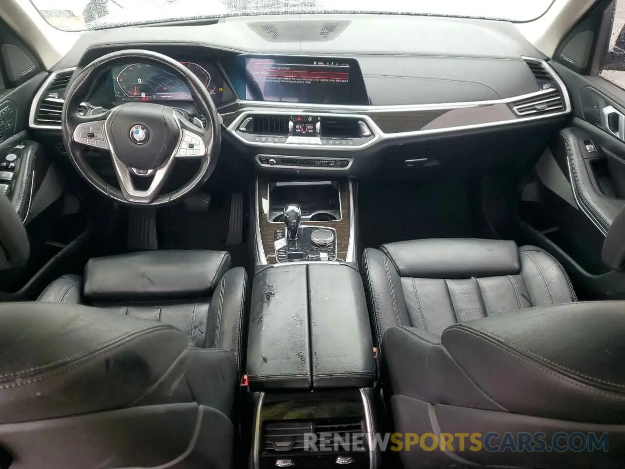 8 Photograph of a damaged car 5UXCW2C55KL083648 BMW X7 2019