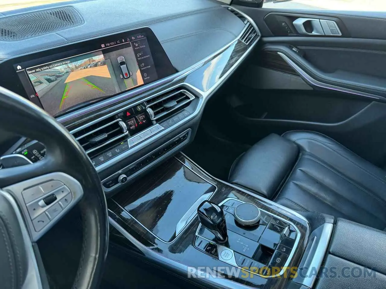 9 Photograph of a damaged car 5UXCW2C55KLB44273 BMW X7 2019