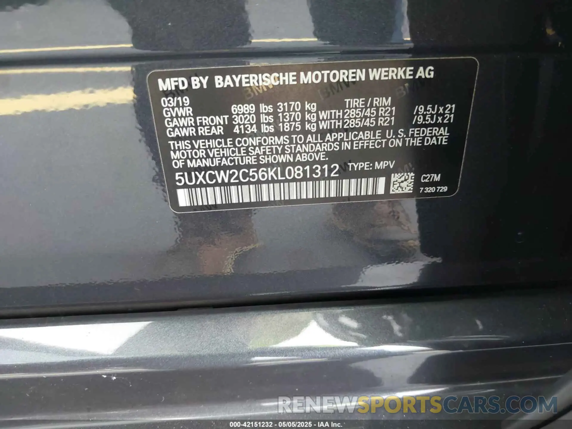 9 Photograph of a damaged car 5UXCW2C56KL081312 BMW X7 2019