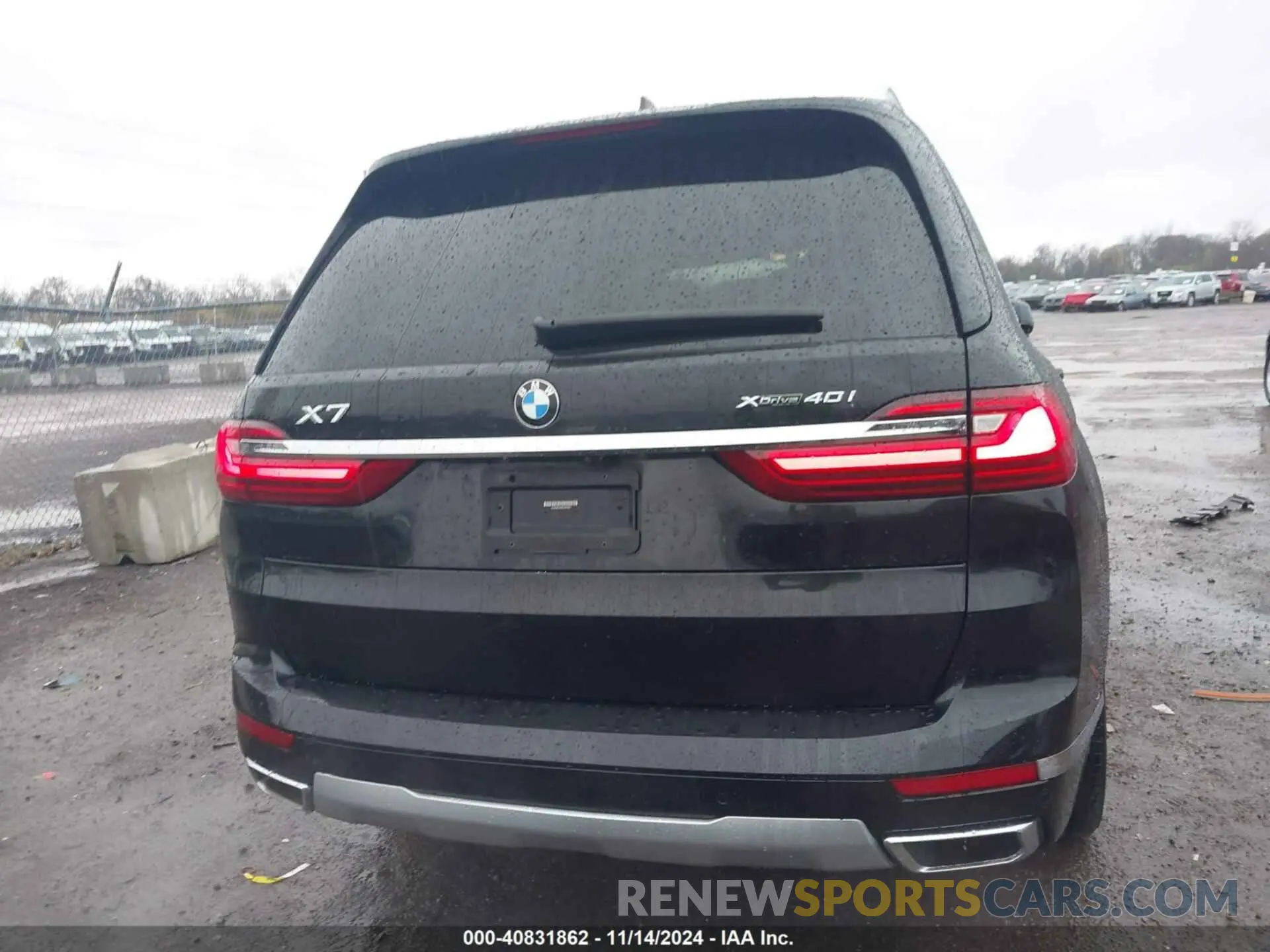 16 Photograph of a damaged car 5UXCW2C56KL081553 BMW X7 2019
