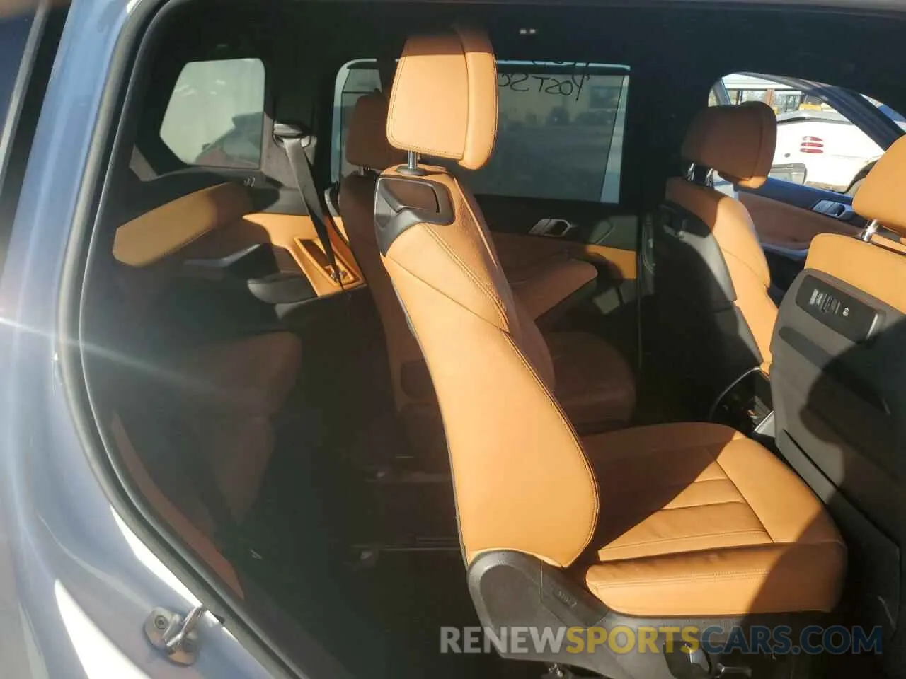 11 Photograph of a damaged car 5UXCW2C56KL085747 BMW X7 2019
