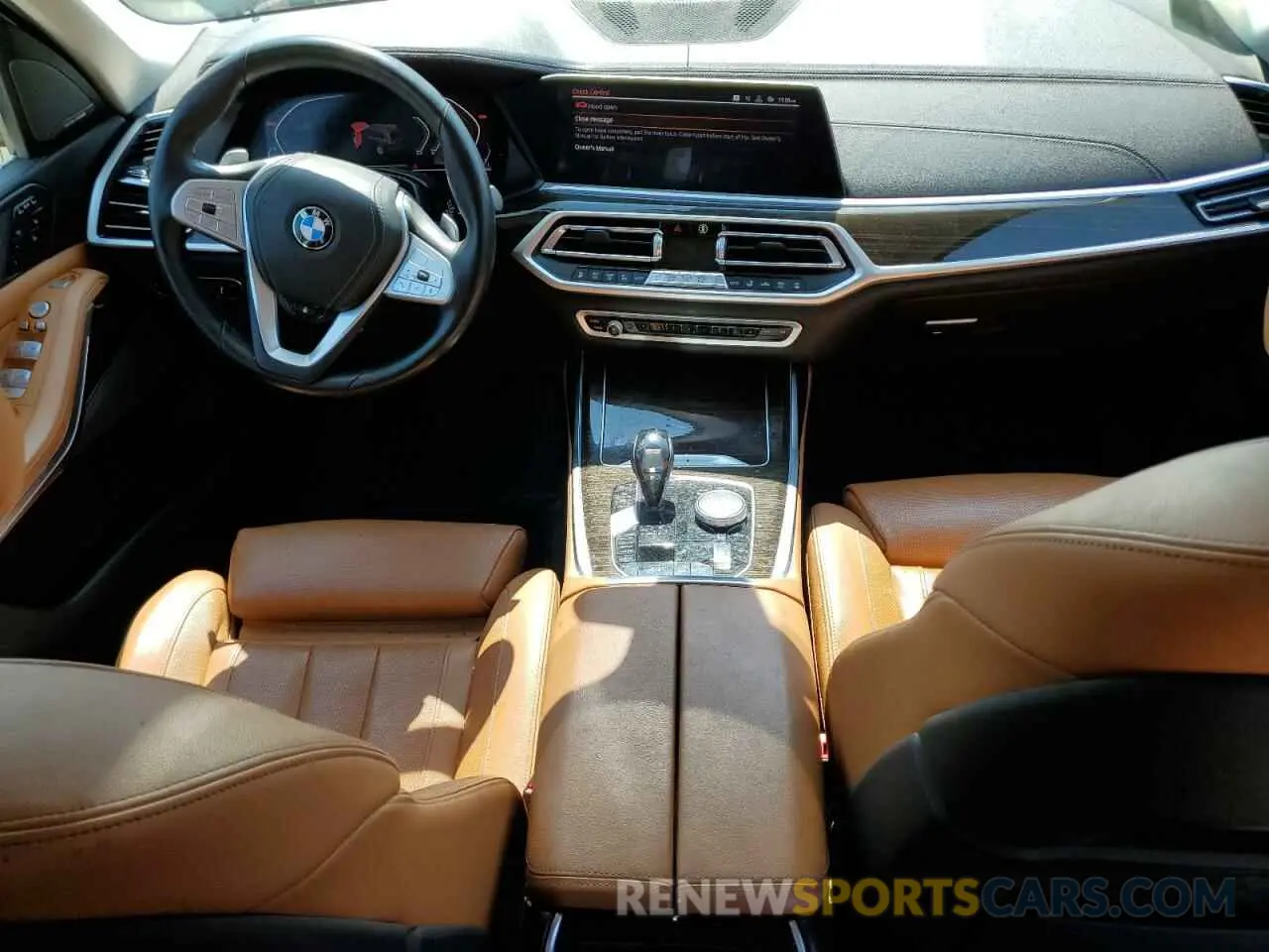 8 Photograph of a damaged car 5UXCW2C56KL086932 BMW X7 2019