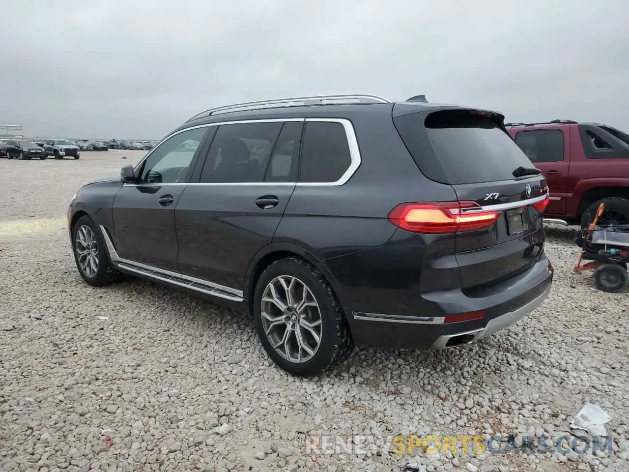 2 Photograph of a damaged car 5UXCW2C56KL086946 BMW X7 2019