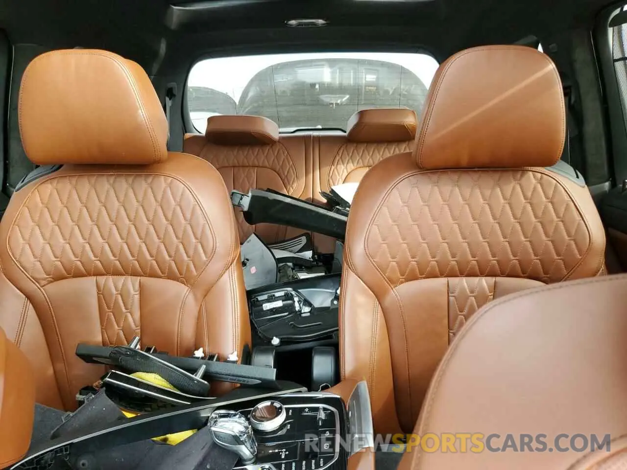 10 Photograph of a damaged car 5UXCW2C57KL085451 BMW X7 2019