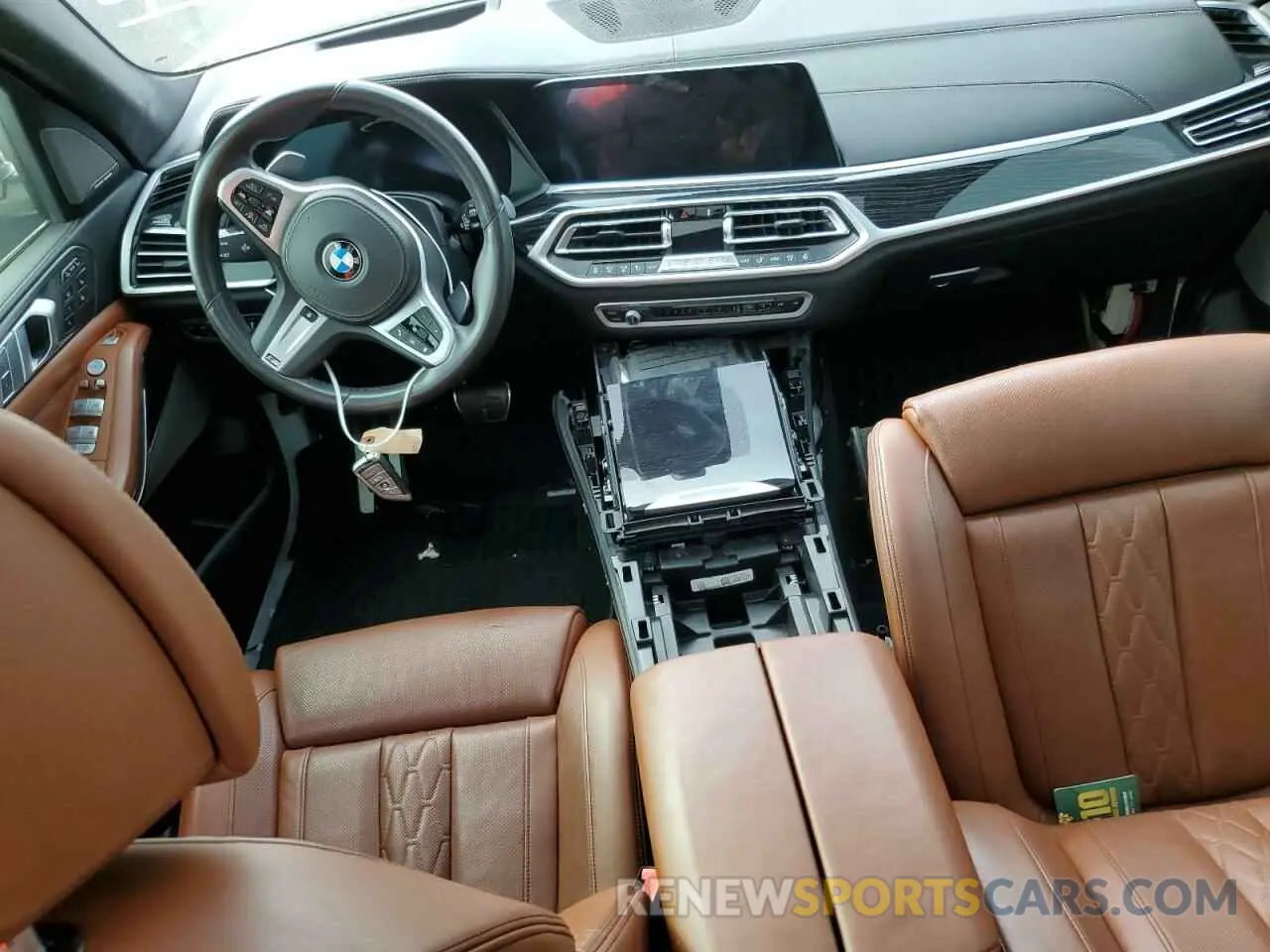 8 Photograph of a damaged car 5UXCW2C57KL085451 BMW X7 2019