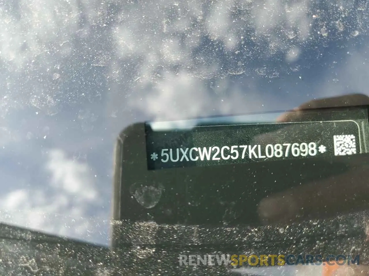 13 Photograph of a damaged car 5UXCW2C57KL087698 BMW X7 2019