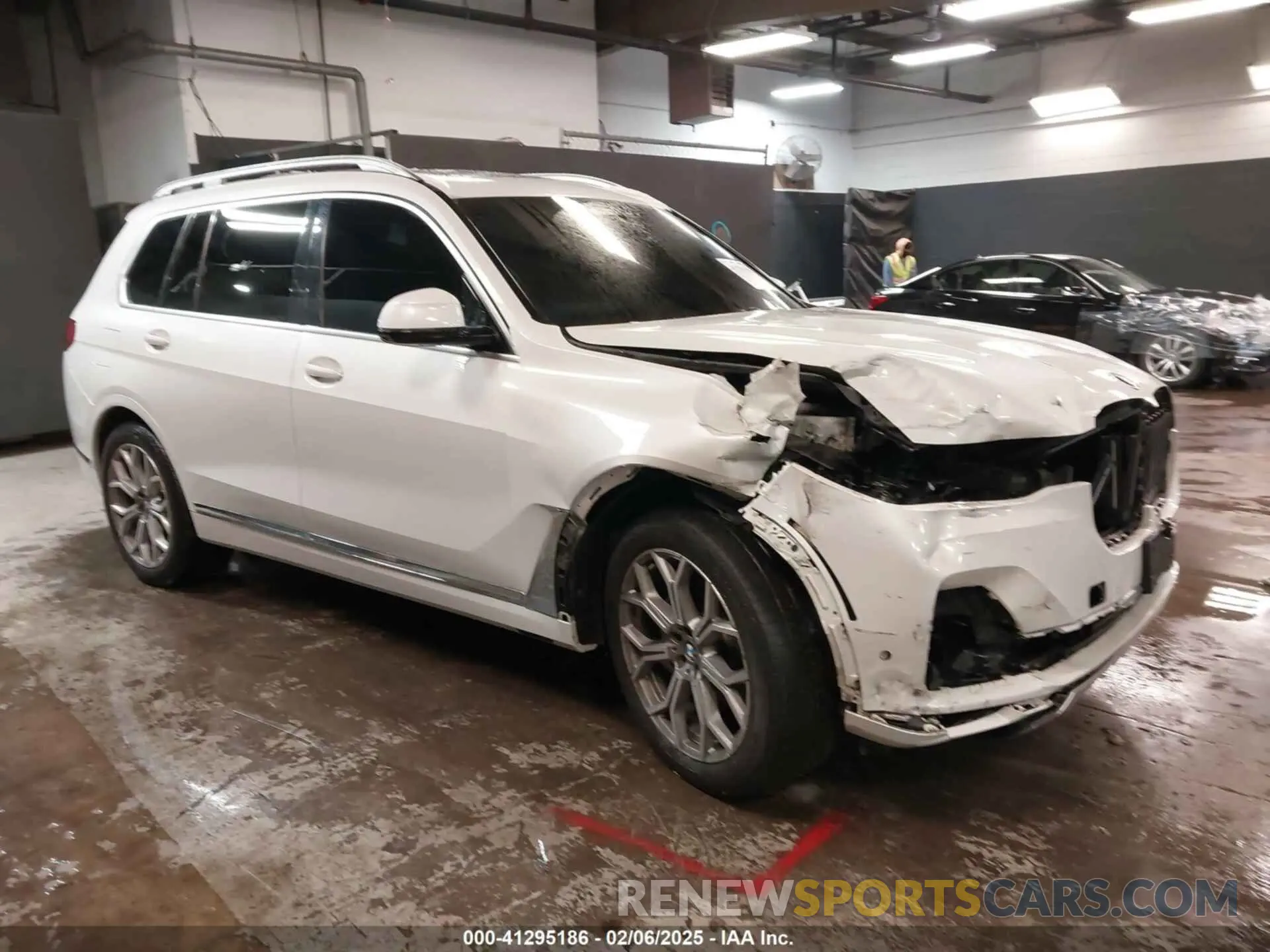 1 Photograph of a damaged car 5UXCW2C57KL089659 BMW X7 2019