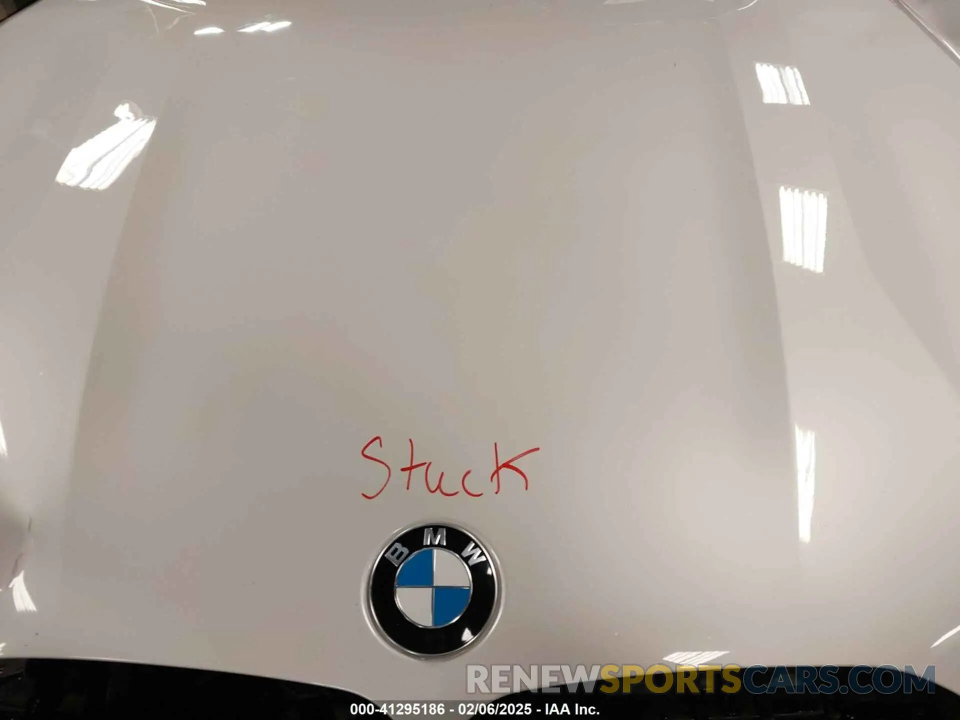 10 Photograph of a damaged car 5UXCW2C57KL089659 BMW X7 2019