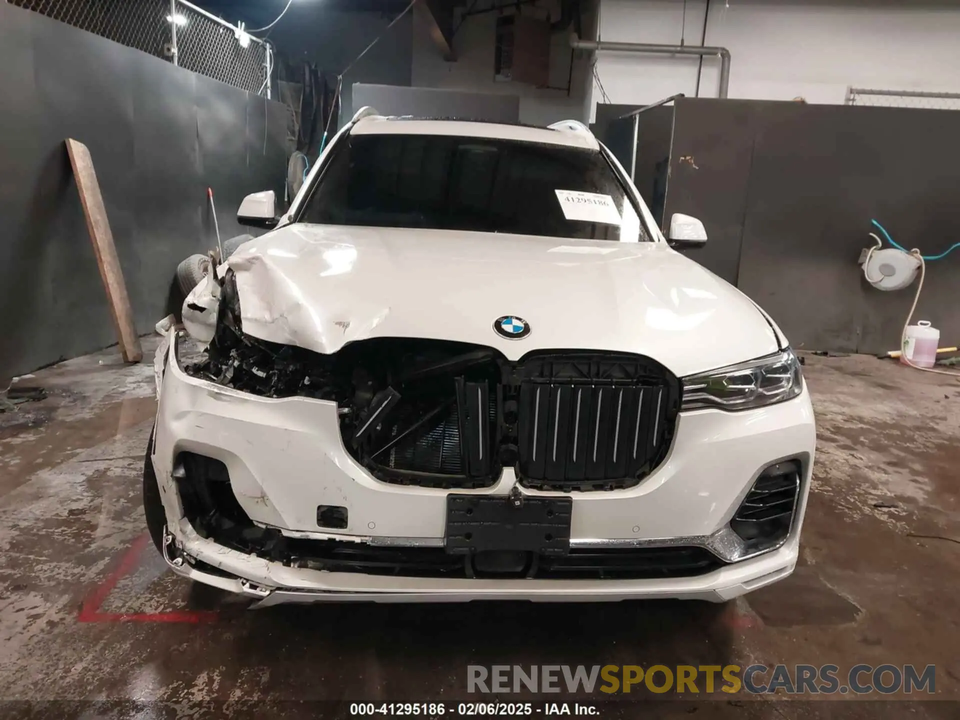 13 Photograph of a damaged car 5UXCW2C57KL089659 BMW X7 2019