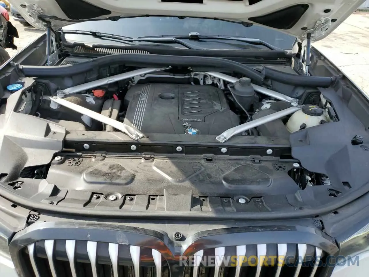 11 Photograph of a damaged car 5UXCW2C58KL082347 BMW X7 2019