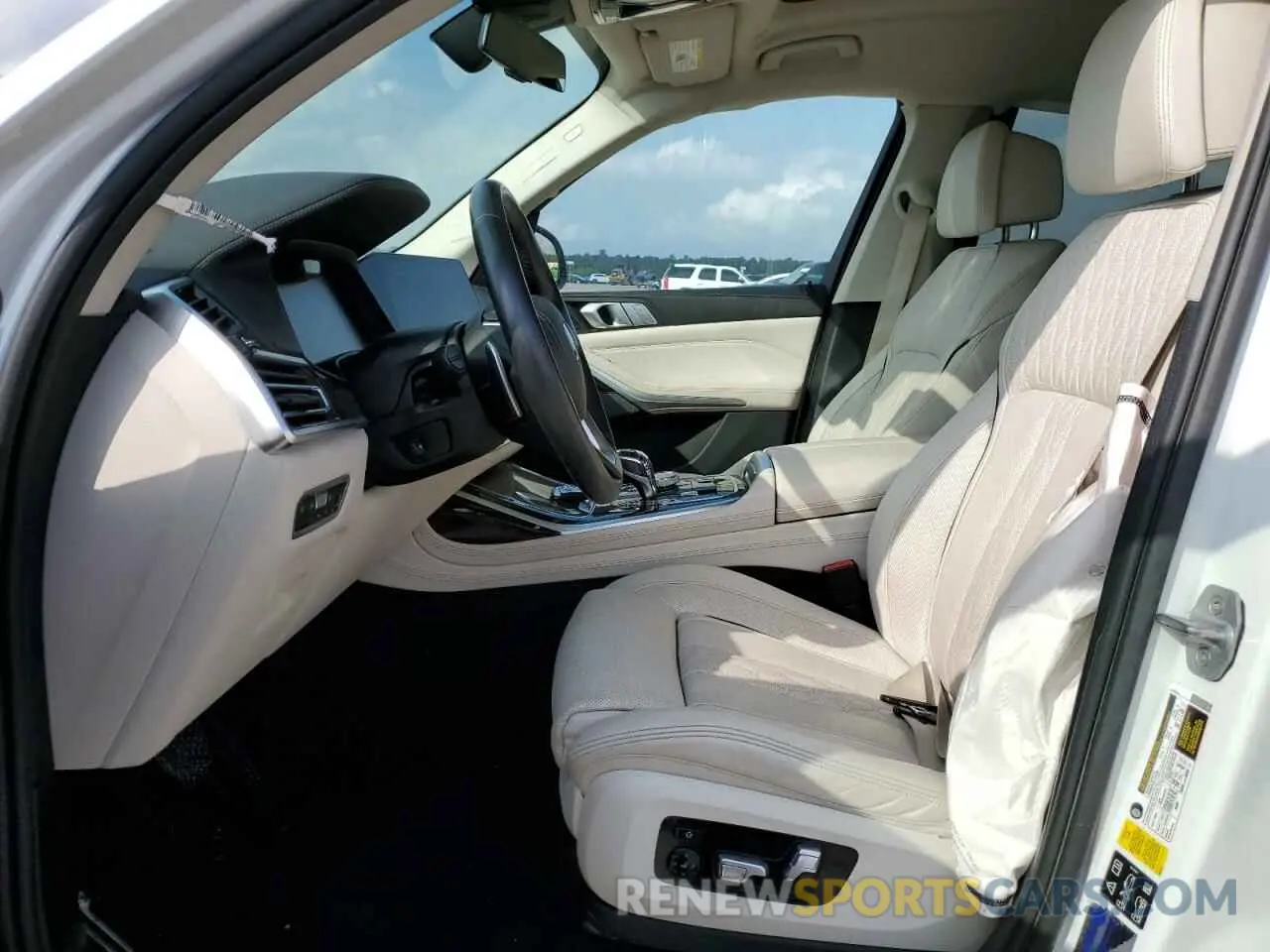 7 Photograph of a damaged car 5UXCW2C58KL085314 BMW X7 2019