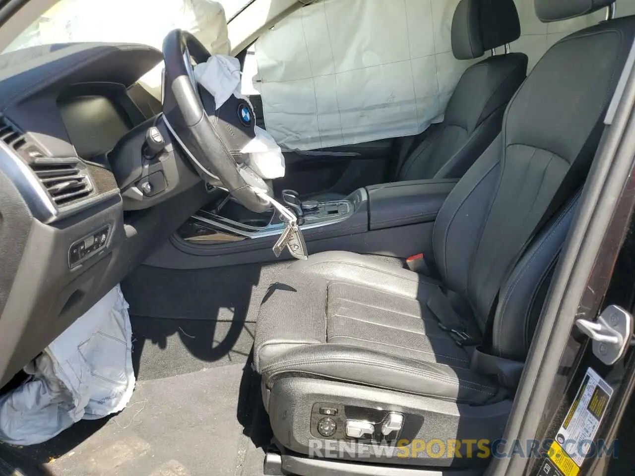 7 Photograph of a damaged car 5UXCW2C59KL084205 BMW X7 2019