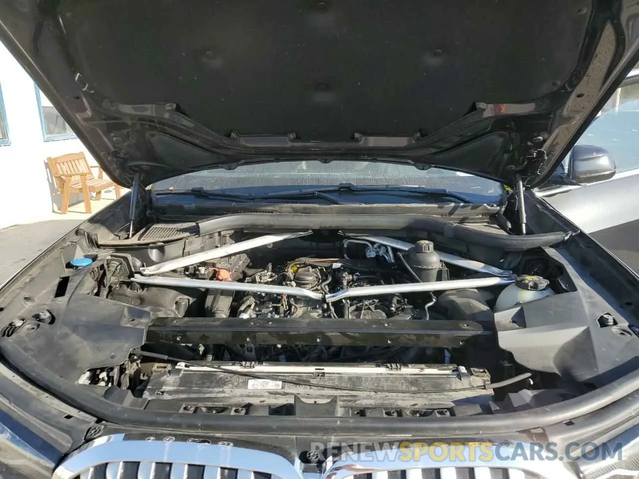 12 Photograph of a damaged car 5UXCW2C5XKL087159 BMW X7 2019