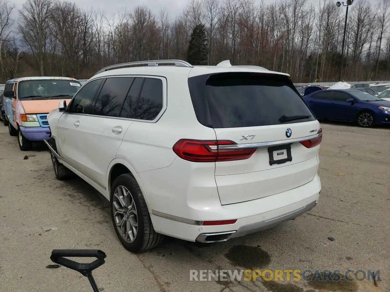 3 Photograph of a damaged car 5UXCW2C5XKL089574 BMW X7 2019