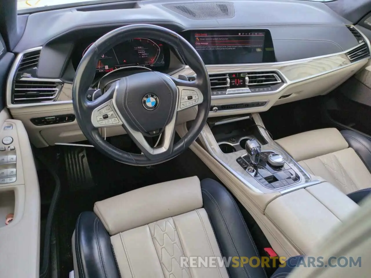 8 Photograph of a damaged car 5UXCX4C51KLB39757 BMW X7 2019