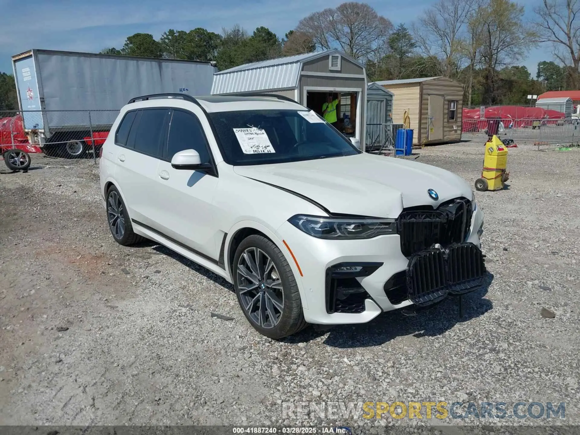 1 Photograph of a damaged car 5UXCX4C54KLS37968 BMW X7 2019