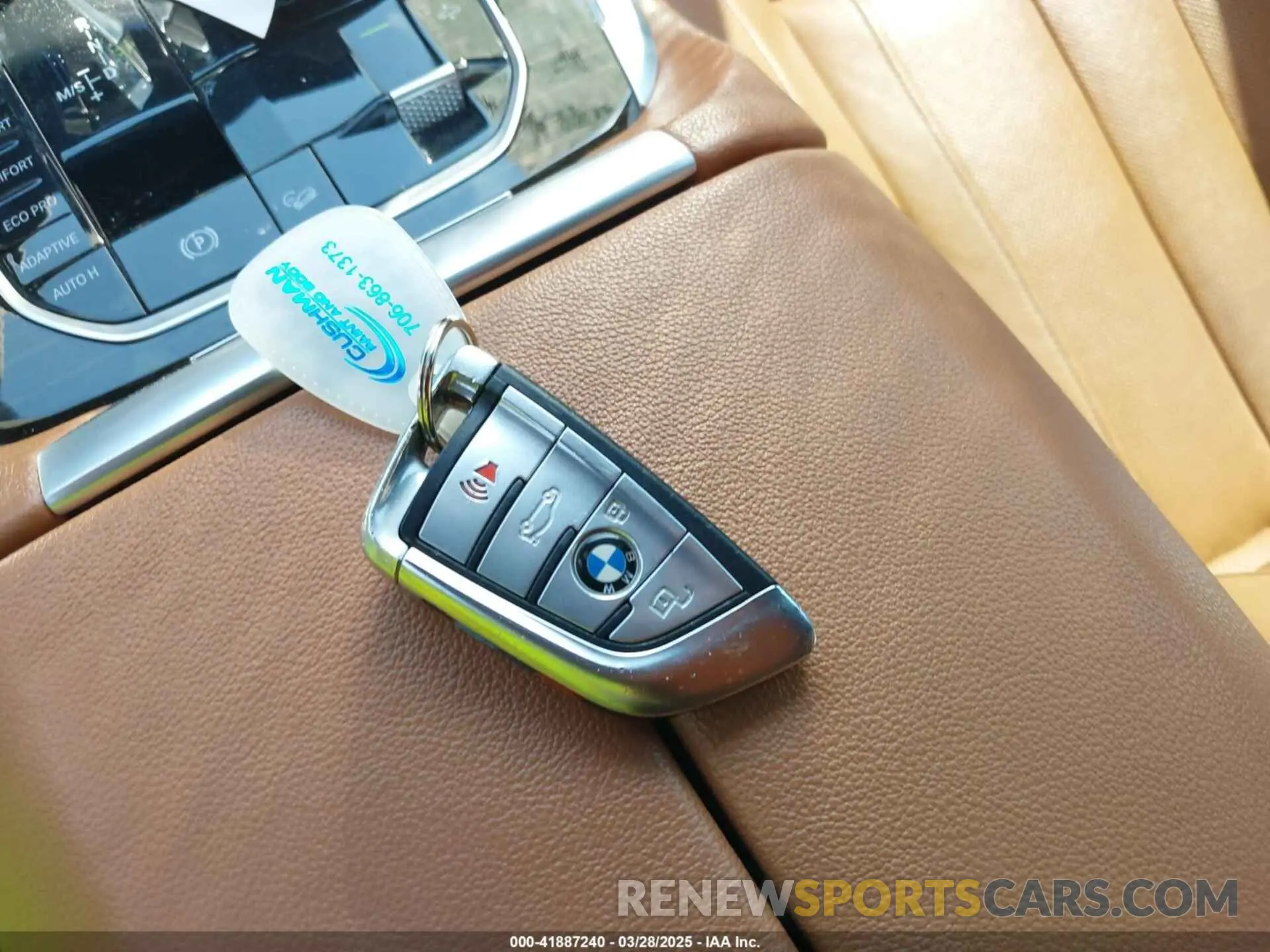 11 Photograph of a damaged car 5UXCX4C54KLS37968 BMW X7 2019
