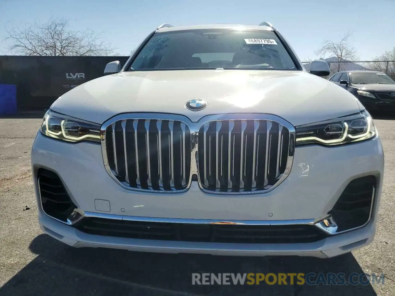 5 Photograph of a damaged car 5UXCX4C54KLS38649 BMW X7 2019