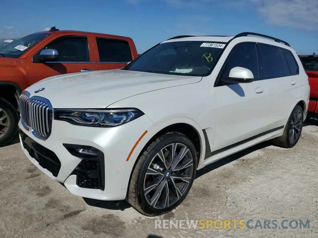 1 Photograph of a damaged car 5UXCX4C55KLS36814 BMW X7 2019