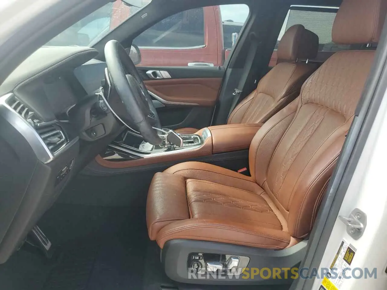 7 Photograph of a damaged car 5UXCX4C55KLS36814 BMW X7 2019