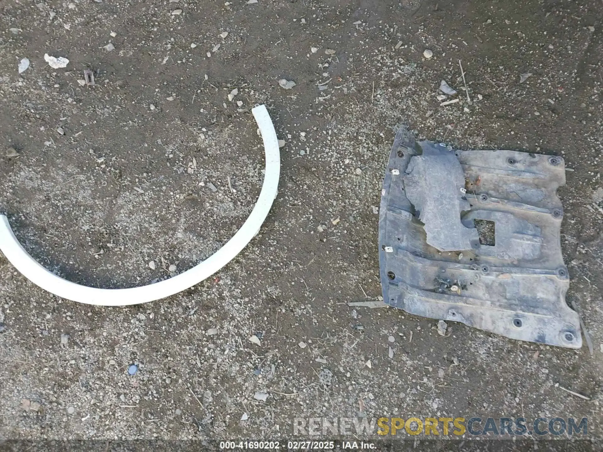 12 Photograph of a damaged car 5UXCX4C58KLS35656 BMW X7 2019