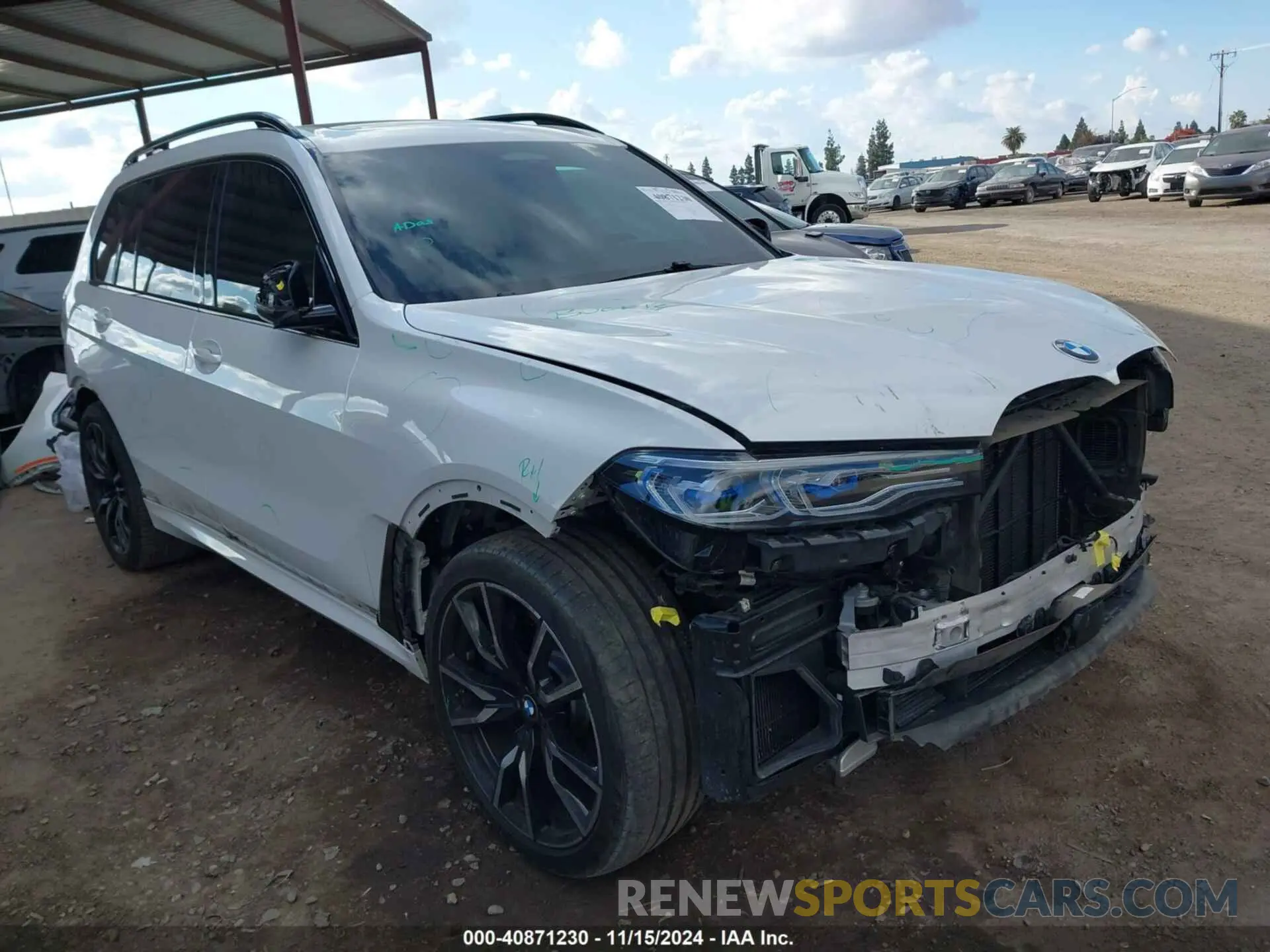 1 Photograph of a damaged car 5UXCX4C58KLS36628 BMW X7 2019