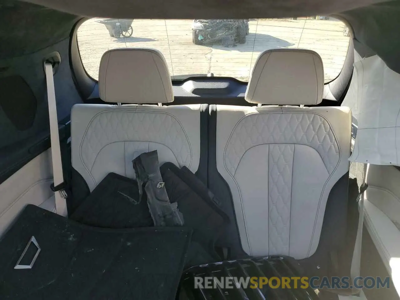 10 Photograph of a damaged car 5UXCX4C59KLB39473 BMW X7 2019