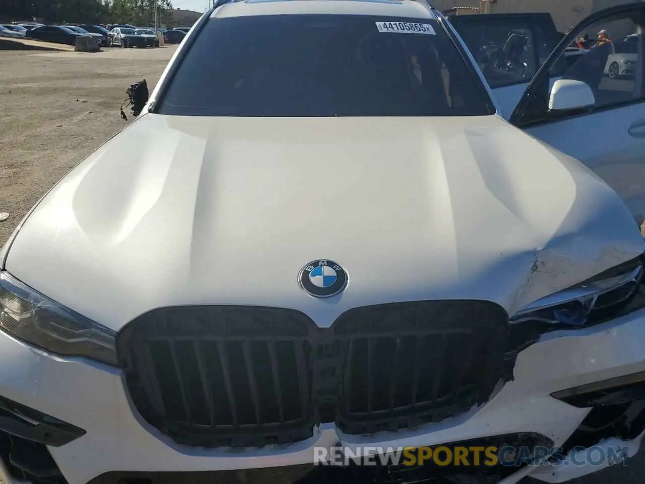 14 Photograph of a damaged car 5UXCX4C59KLB39473 BMW X7 2019
