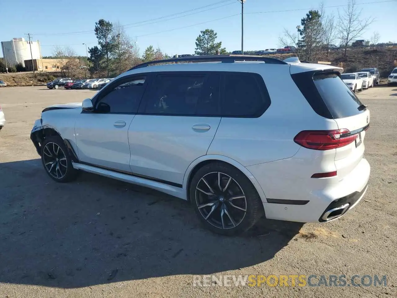 2 Photograph of a damaged car 5UXCX4C59KLB39473 BMW X7 2019