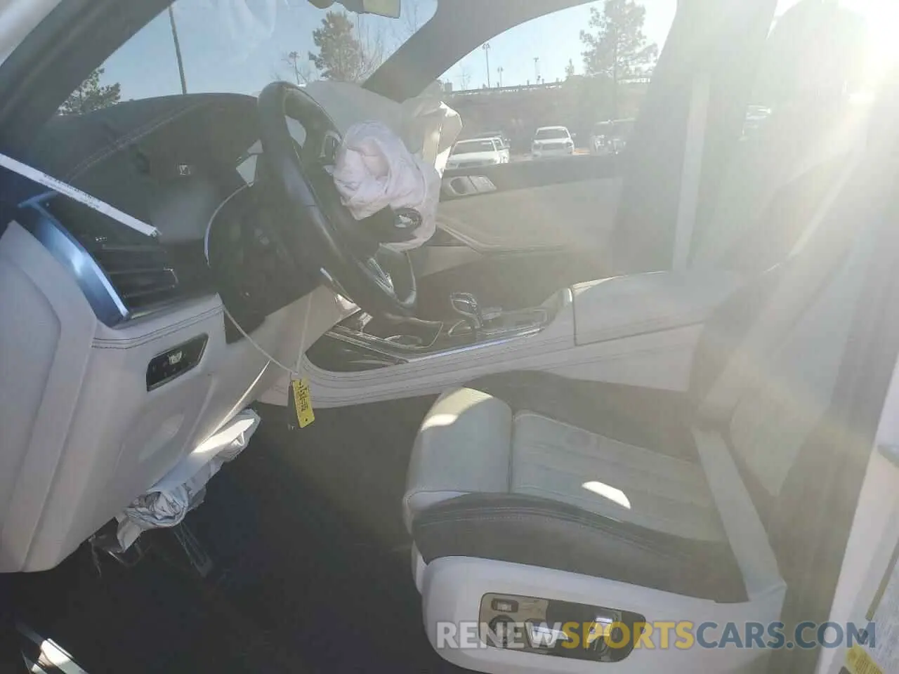 7 Photograph of a damaged car 5UXCX4C59KLB39473 BMW X7 2019
