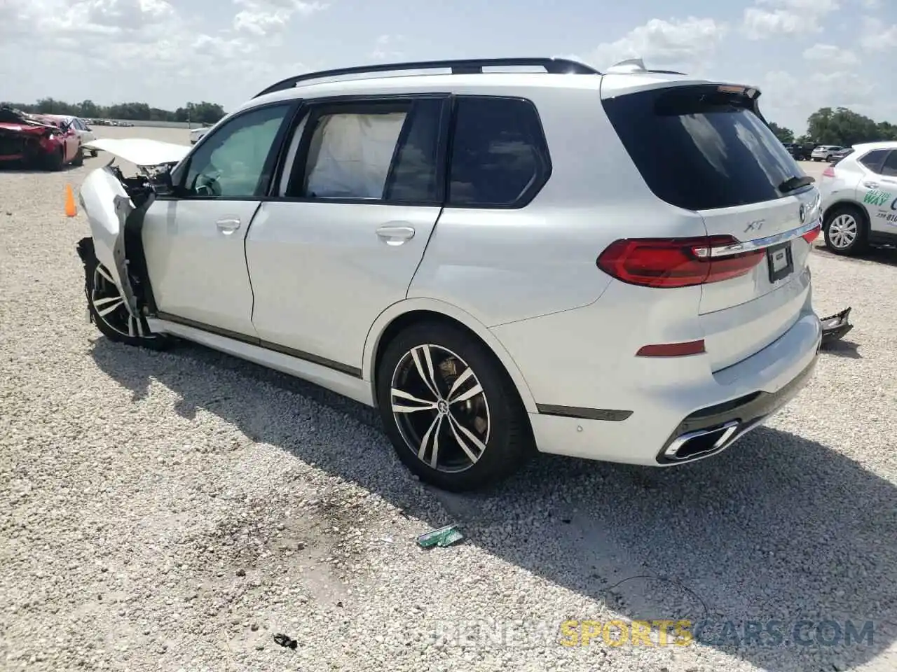 3 Photograph of a damaged car 5UXCX4C5XKLS38493 BMW X7 2019