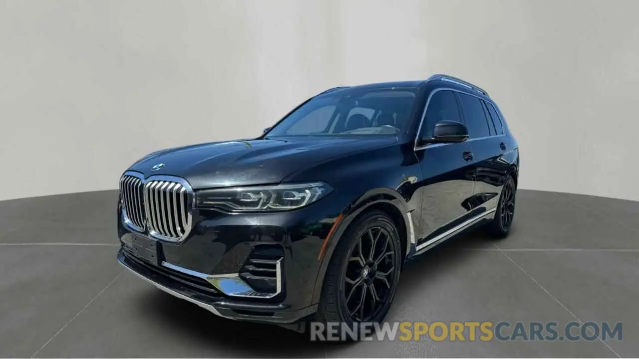 2 Photograph of a damaged car 5UXCW2C00L9A03064 BMW X7 2020