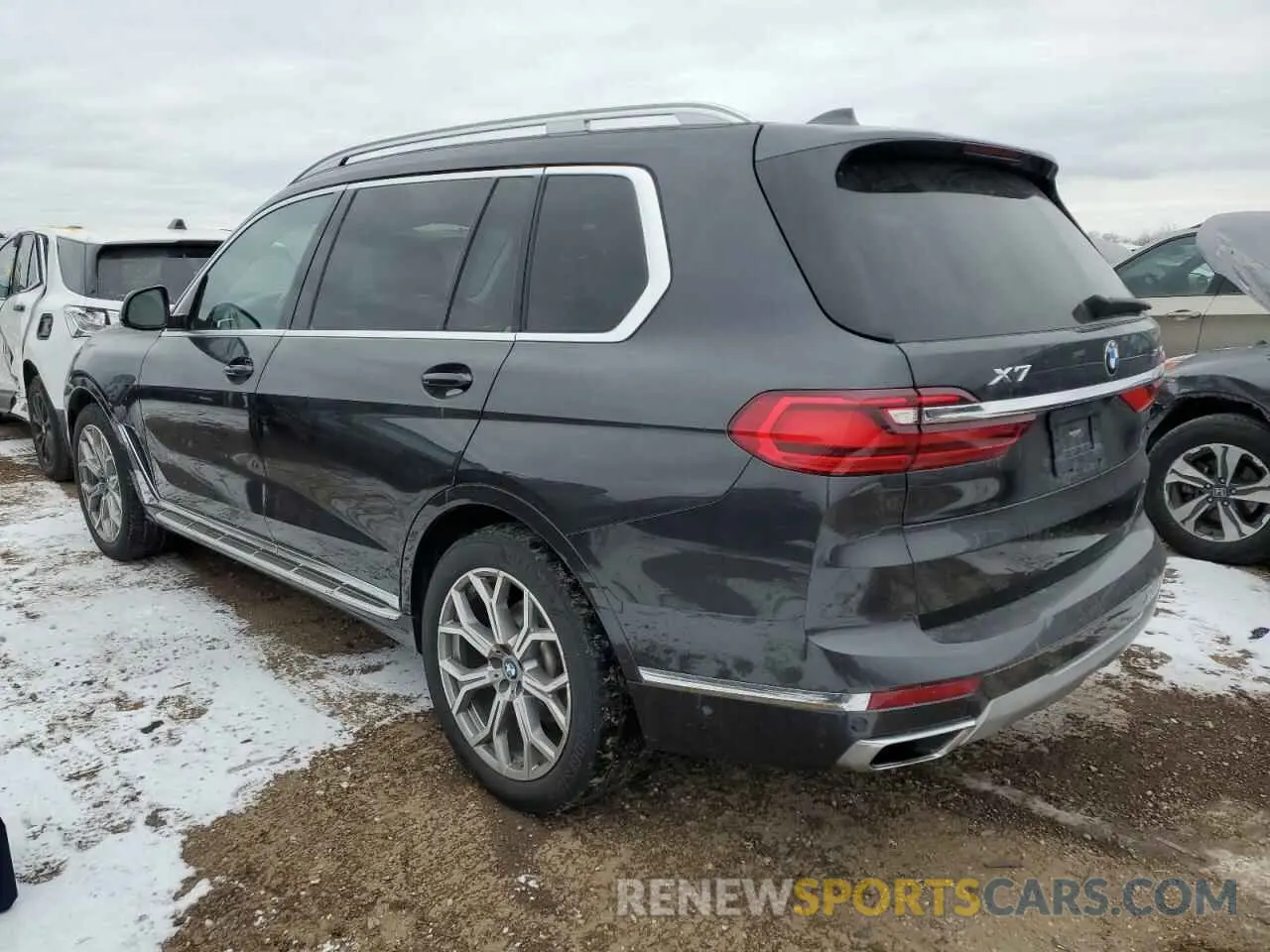 2 Photograph of a damaged car 5UXCW2C00L9C10201 BMW X7 2020
