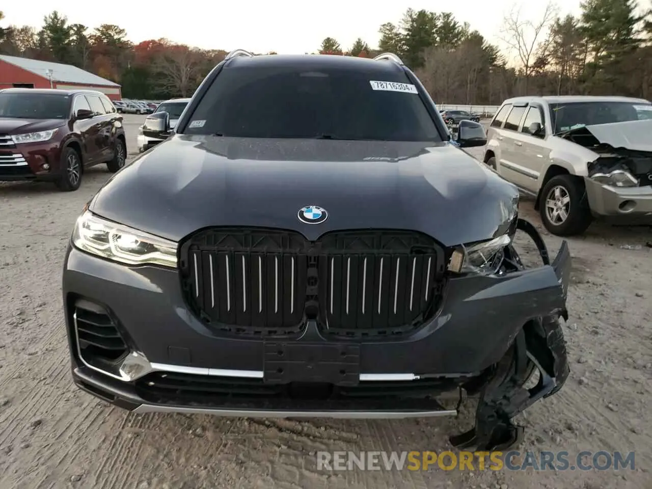 5 Photograph of a damaged car 5UXCW2C01L9A01971 BMW X7 2020