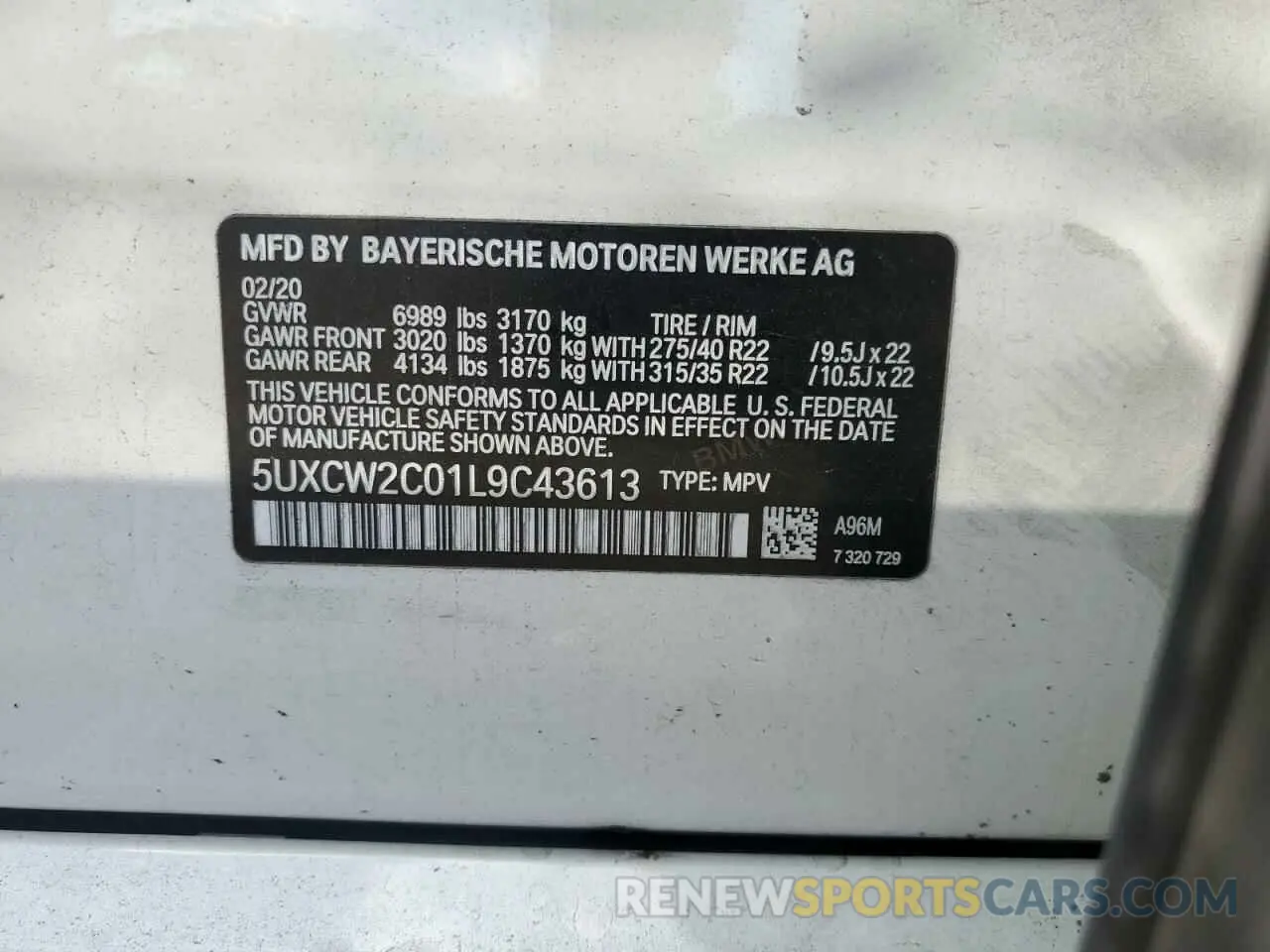 10 Photograph of a damaged car 5UXCW2C01L9C43613 BMW X7 2020