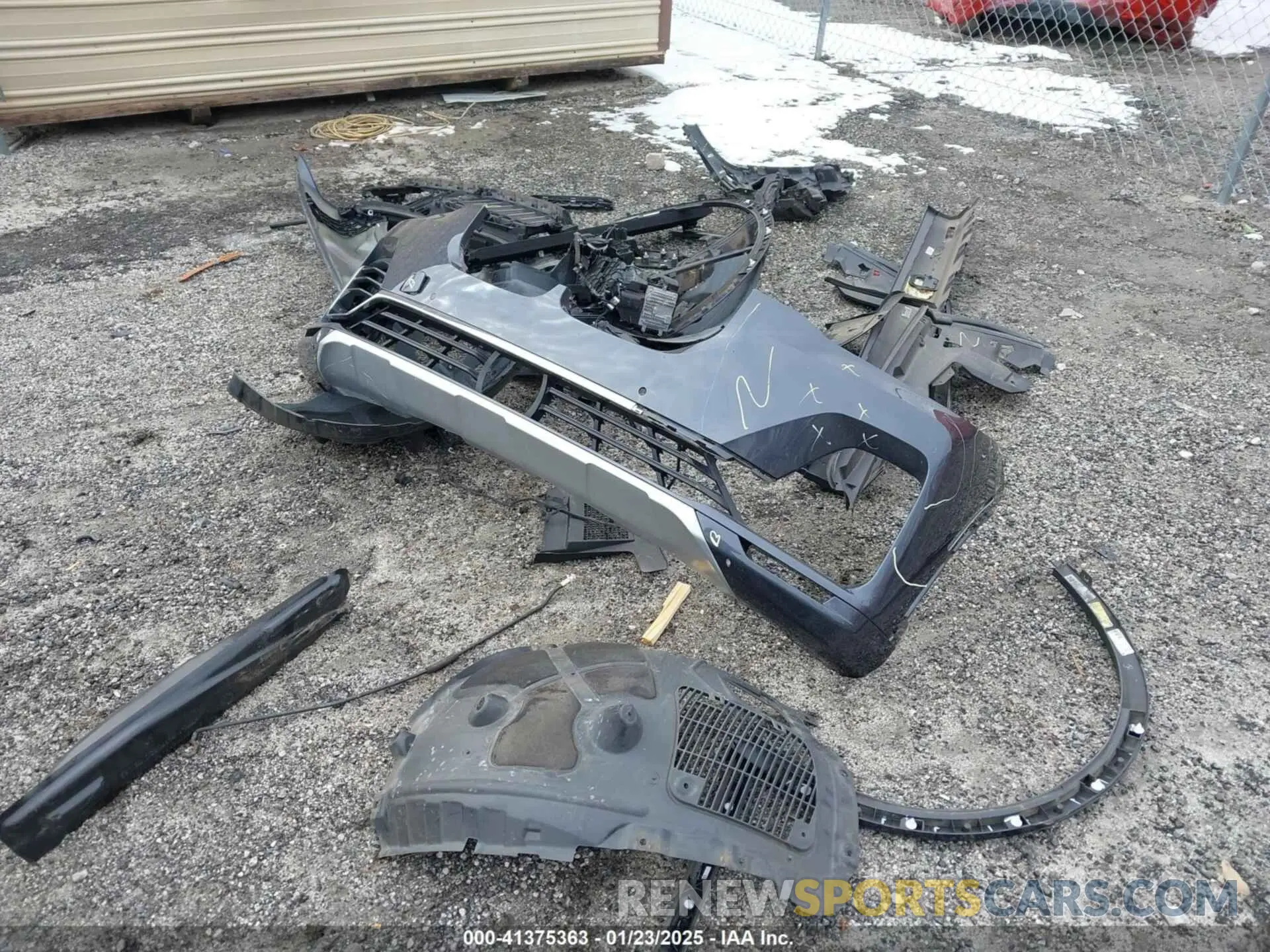 12 Photograph of a damaged car 5UXCW2C01L9D12655 BMW X7 2020