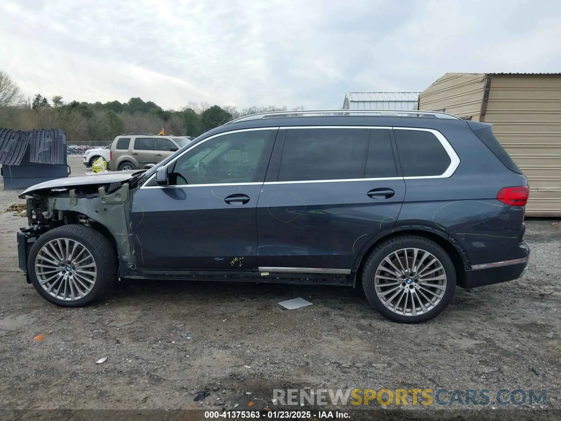 15 Photograph of a damaged car 5UXCW2C01L9D12655 BMW X7 2020