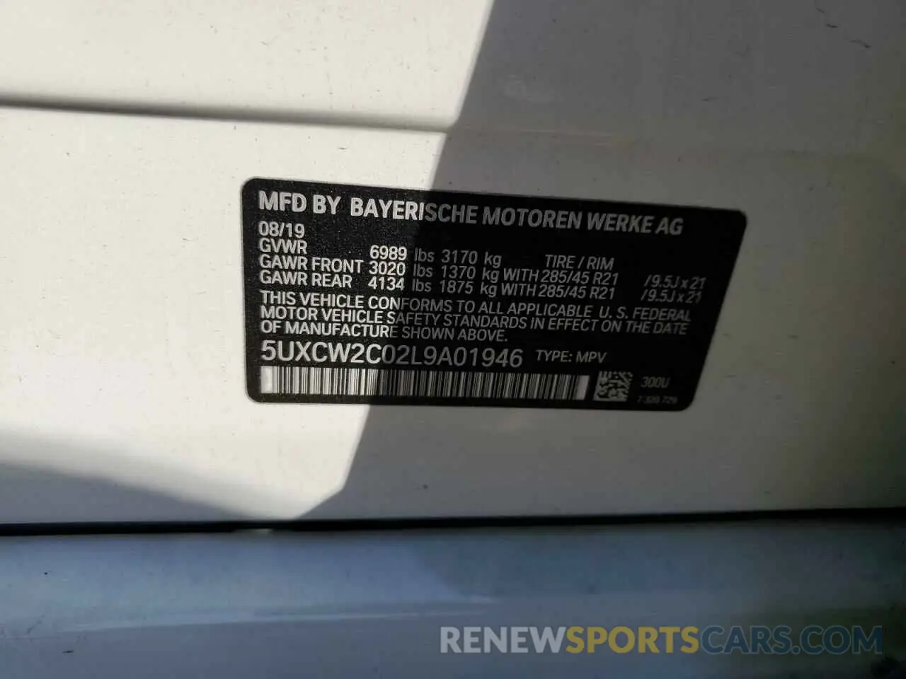 13 Photograph of a damaged car 5UXCW2C02L9A01946 BMW X7 2020