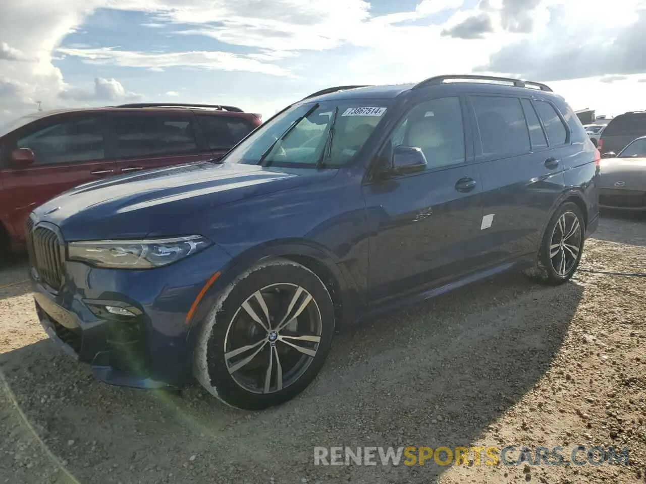 1 Photograph of a damaged car 5UXCW2C02L9B42161 BMW X7 2020