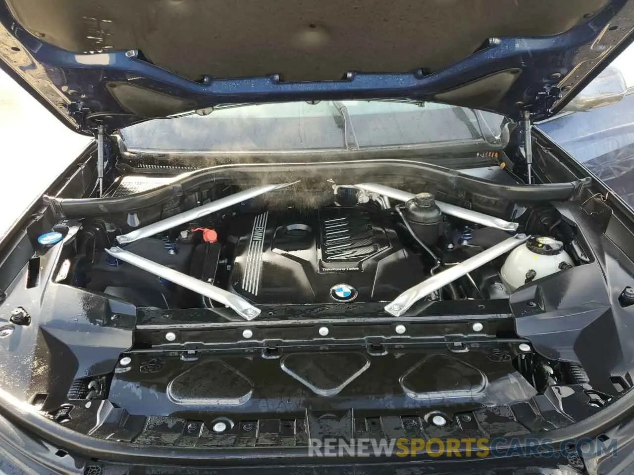 12 Photograph of a damaged car 5UXCW2C02L9B42161 BMW X7 2020